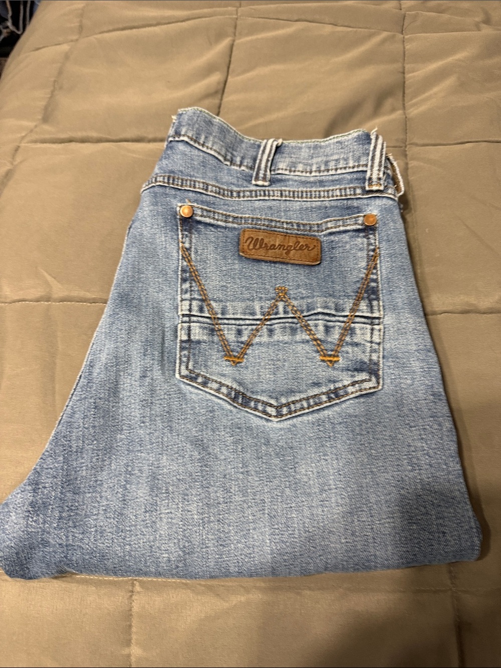Wrangler Retro slim straight. 33x32